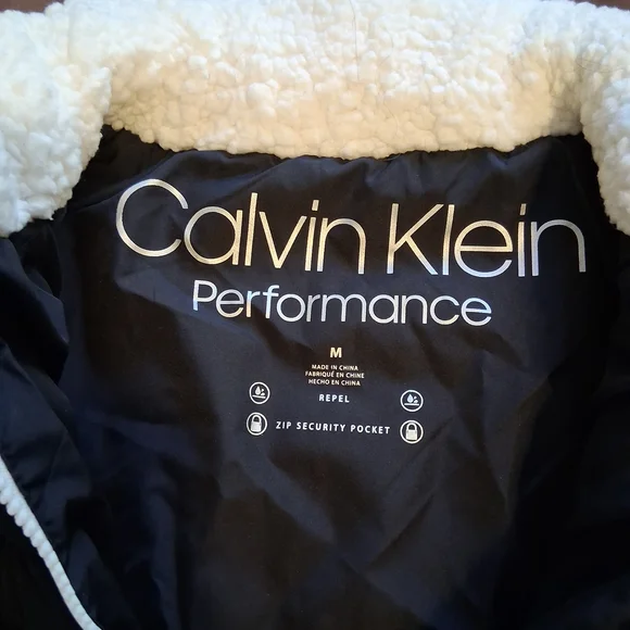 Calvin Klein Black and White Quilted Vest - Picture 4 of 6